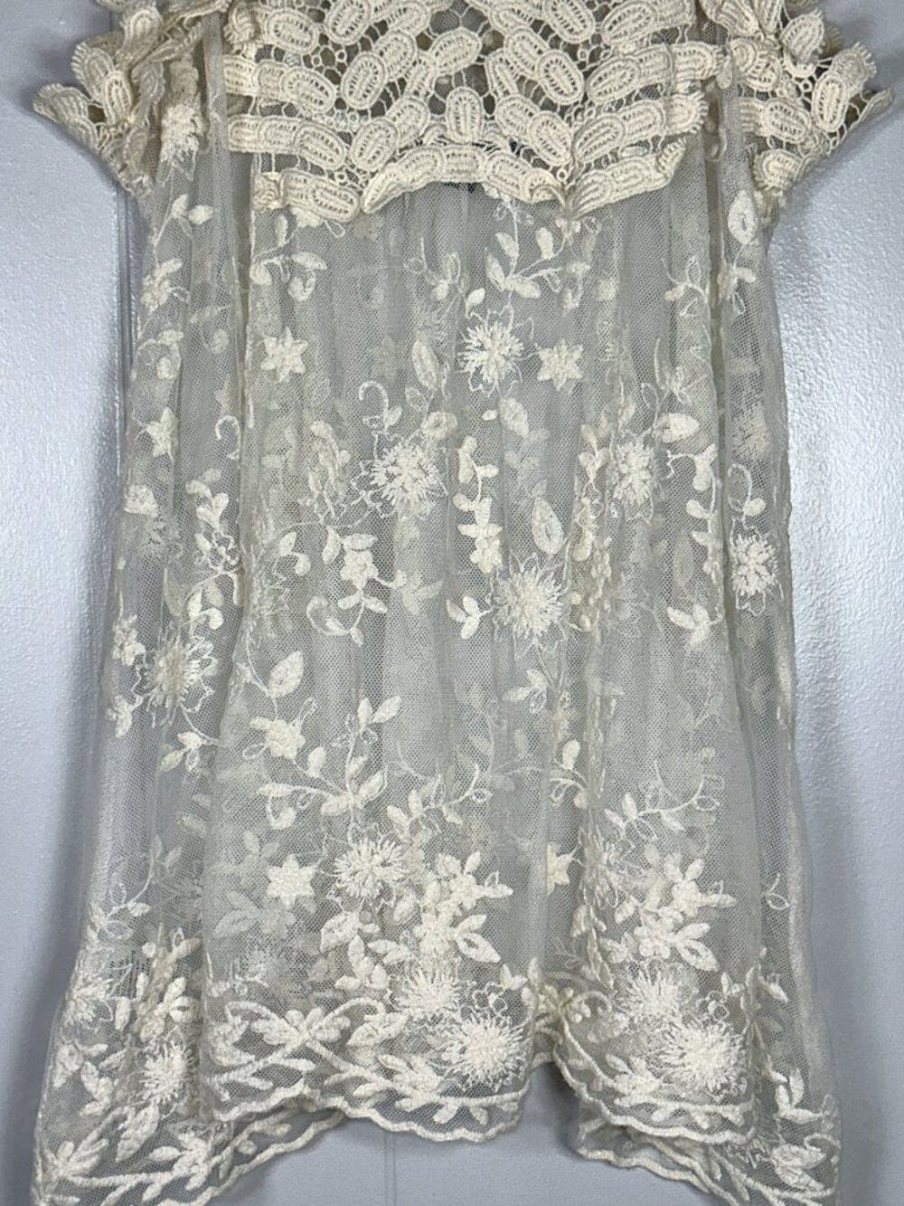 Cleo Apparel Lace Boho Floral Embroidered Scalloped Sheer Tank Top Blouse Top L - Picture 9 of 9